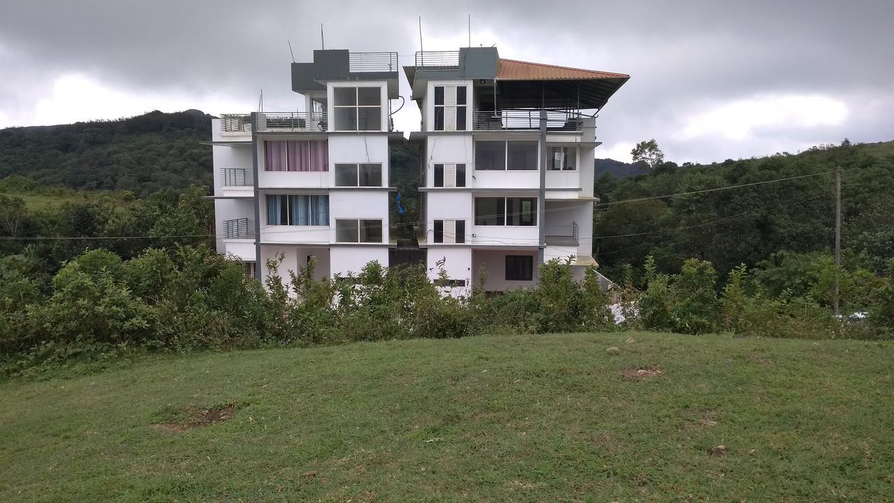 Vagamon Clouds Hotel Buitenkant foto